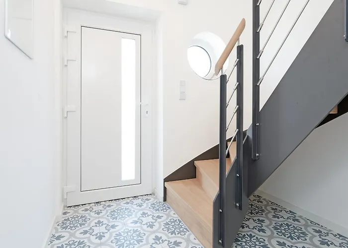 Semesterbostad Käptn Noby *