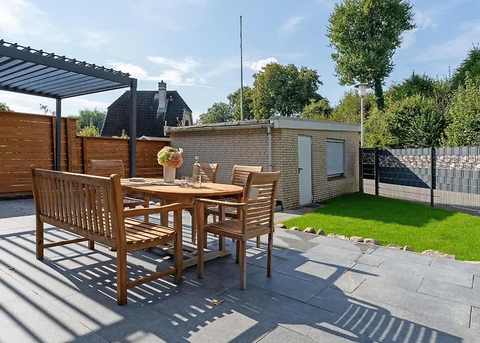 Semesterbostad Käptn Noby *